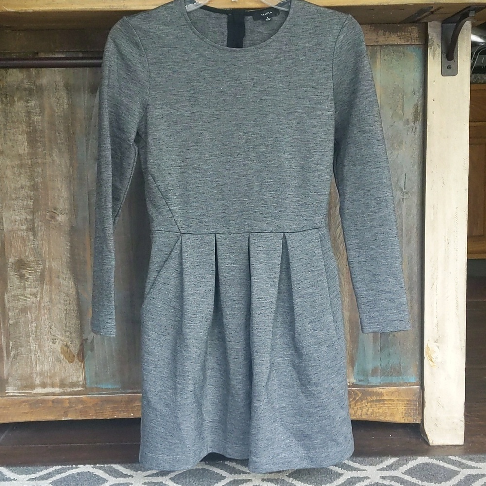 Aritzia Talula Heathered Gray Tartine Ponte Knit Fit Flare Dress - Women's 2